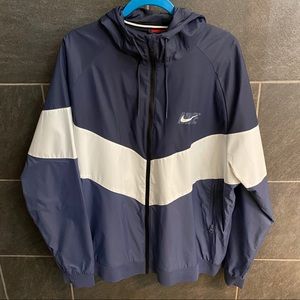 Men’s Nike Windbreaker Jacket